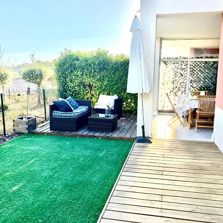 2 Pieces Vue Mer Avec Jardin Piscine Apartment